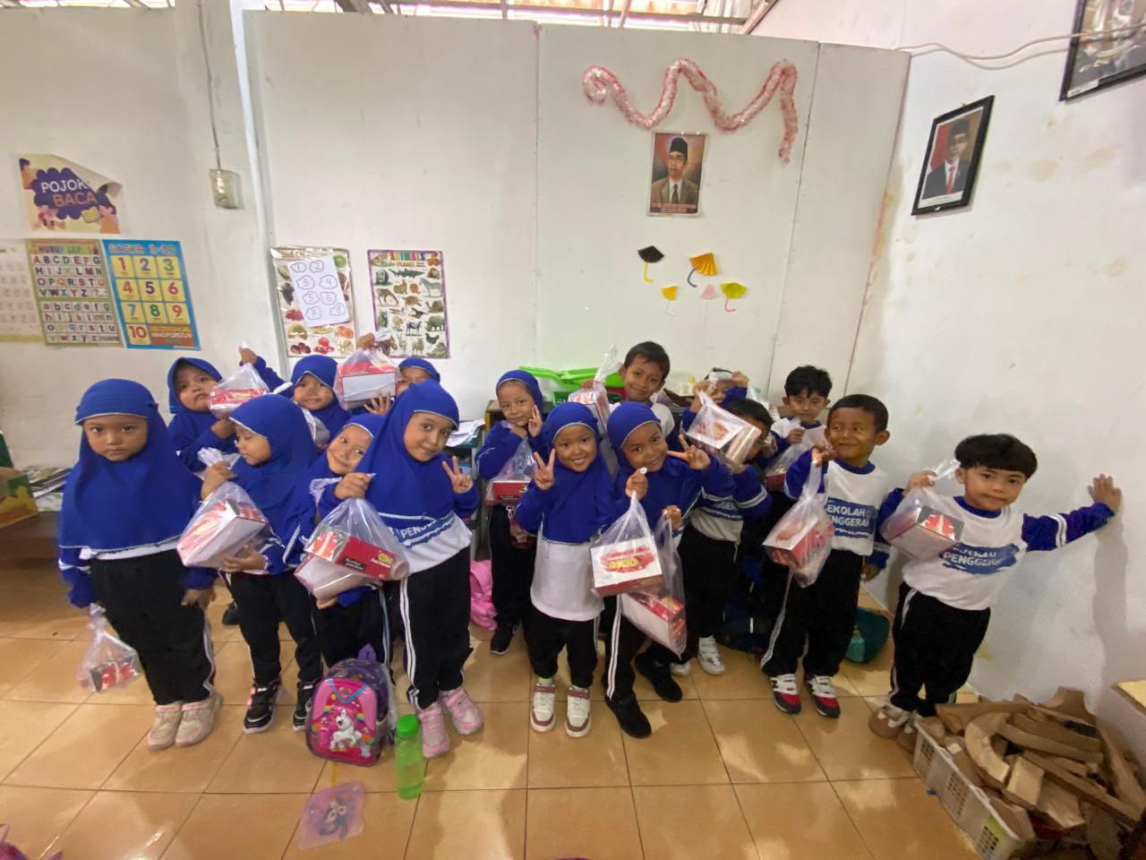 Kegiatan Belajar di Dalam Kelas