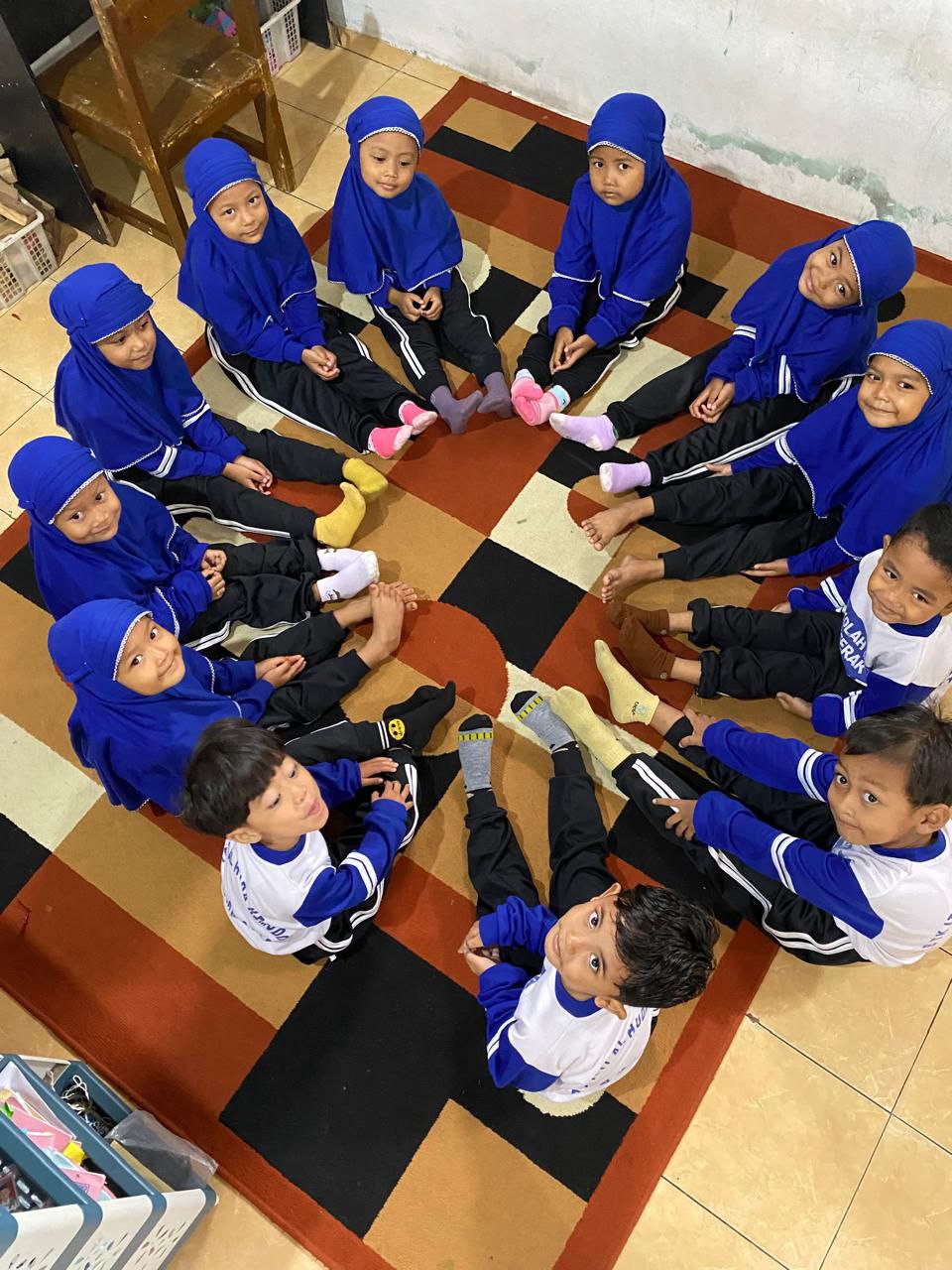 Belajar Melalui Permainan Edukatif